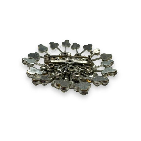 Silver Tone Clear Crystal Riveted Layered Snowflake Star Burst Brooch Vintage - Picture 7 of 8